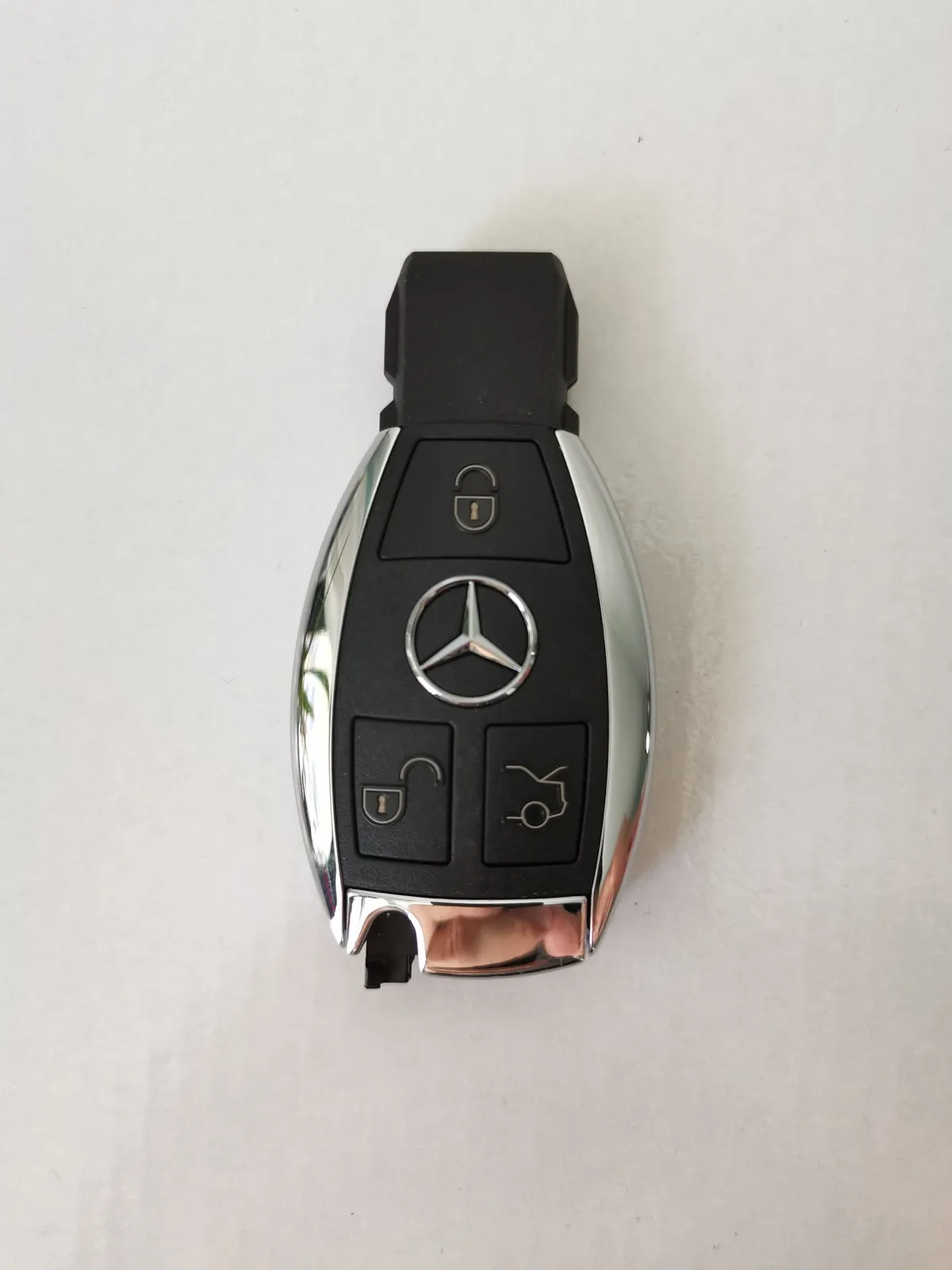 Clé Mercedes BENZ FBS4 avec Télécommande