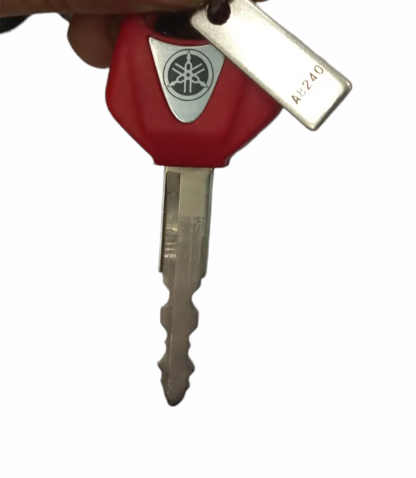 Taille de clé MOTO Yamaha sur code